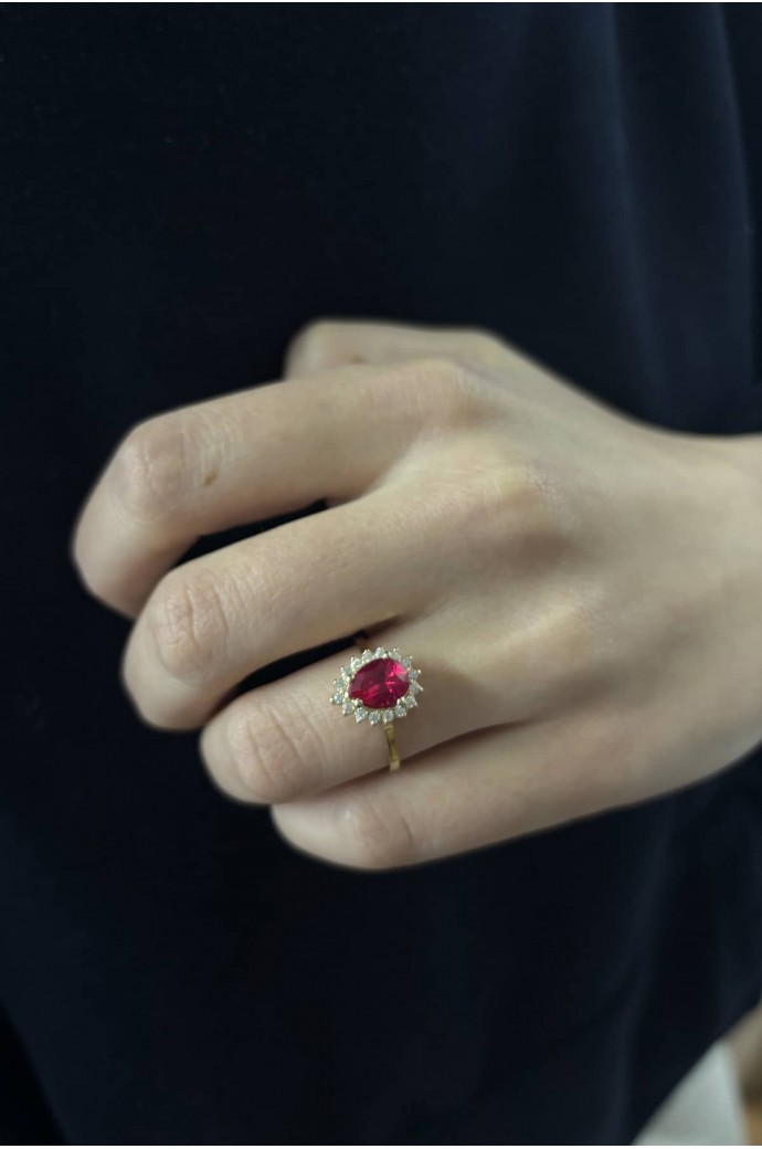 Kırmızı Taşlı Pırlanta Yüzük 0,20 Karat