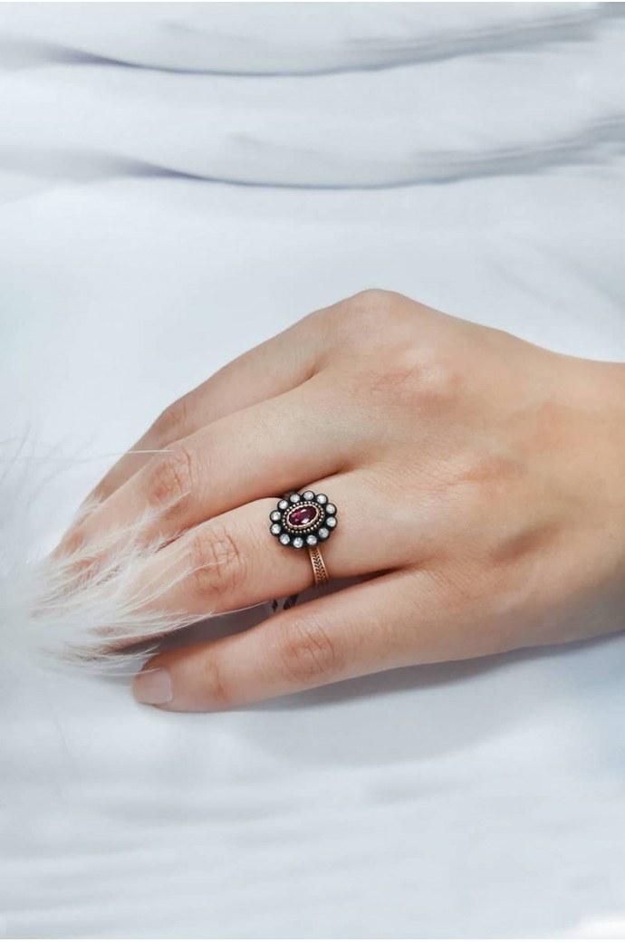 Yakutlu Elmas Oval Gül Yüzük 0,49 Karat