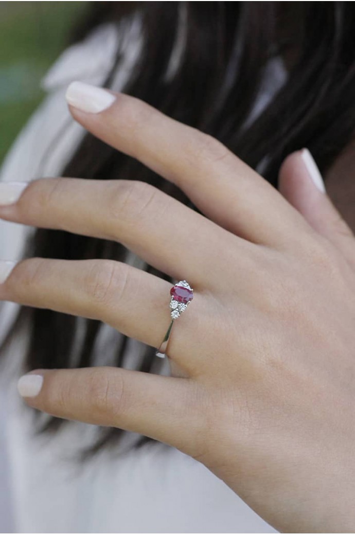 Yakutlu Pırlantalı Yüzük 0,45 Karat