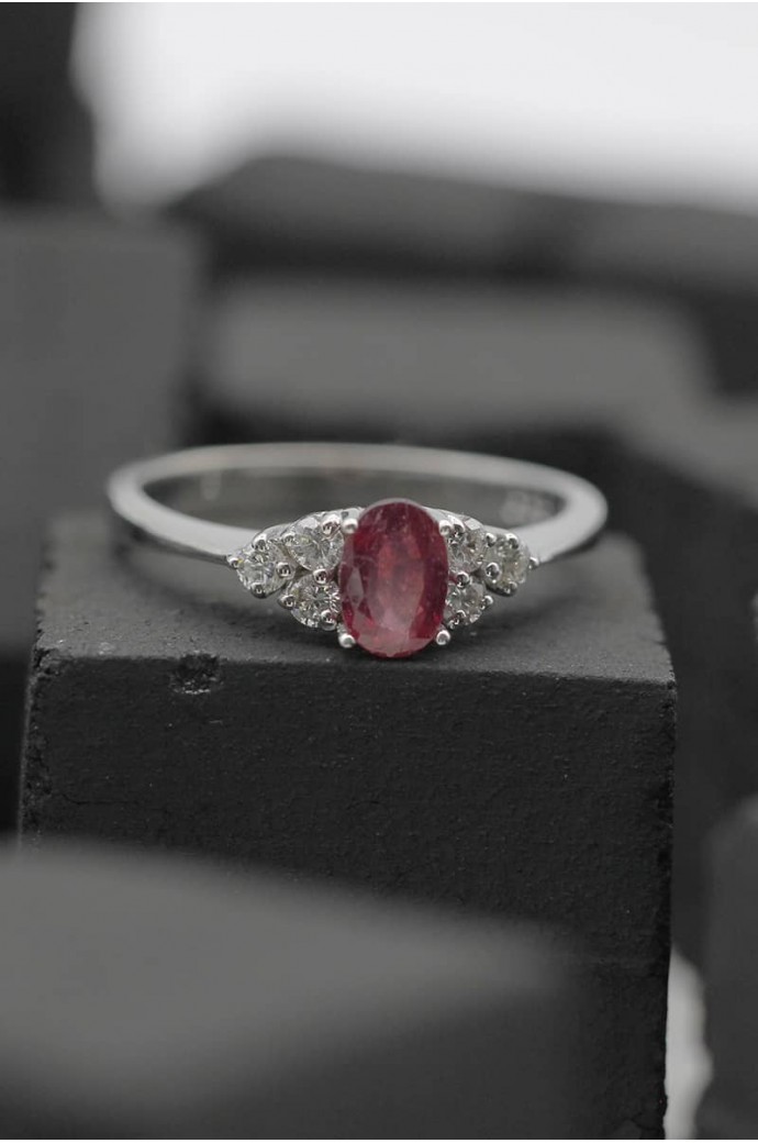 Yakutlu Pırlantalı Yüzük 0,45 Karat
