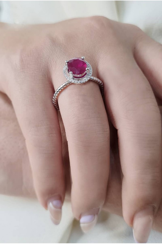 Yakutlu Pırlantalı Yüzük 1,30 Karat