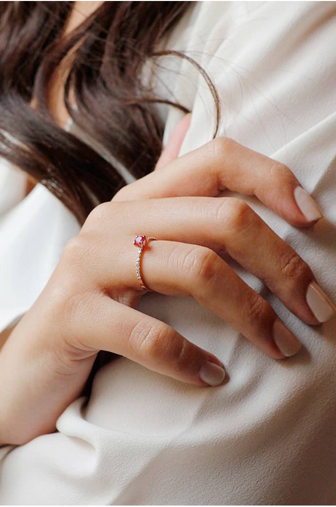 Yakutlu Pırlantalı Yüzük 0,39 Karat