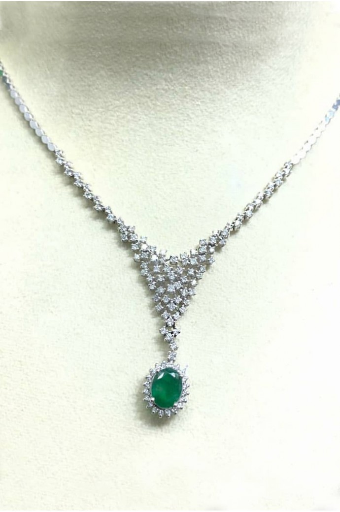Zümrütlü Pırlantalı Fantazi Set 6,63 Karat