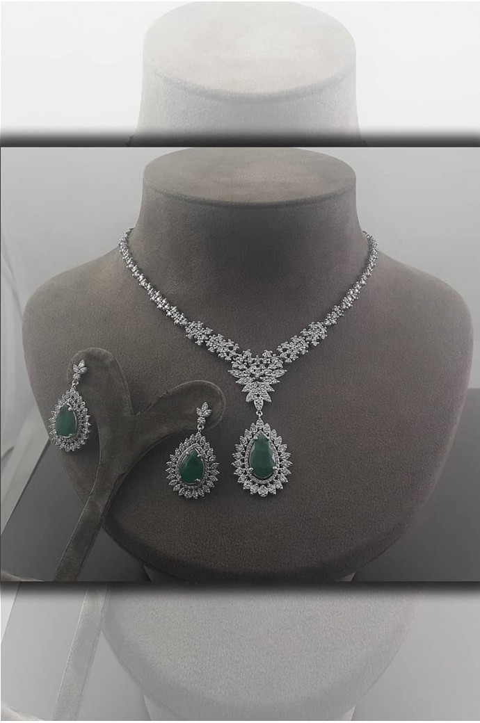 Zümrütlü Pırlantalı Fantazi Gerdanlık 8,32 Karat