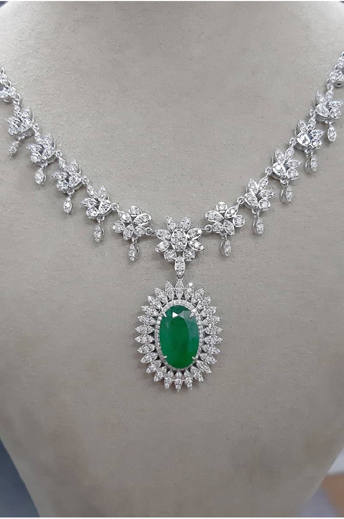 Zümrütlü Pırlantalı Fantazi Gerdanlık 8,90 Karat