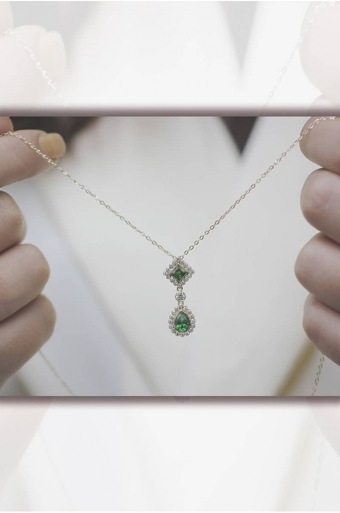 Zümrütlü Pırlantalı Kolye 2,90 Karat