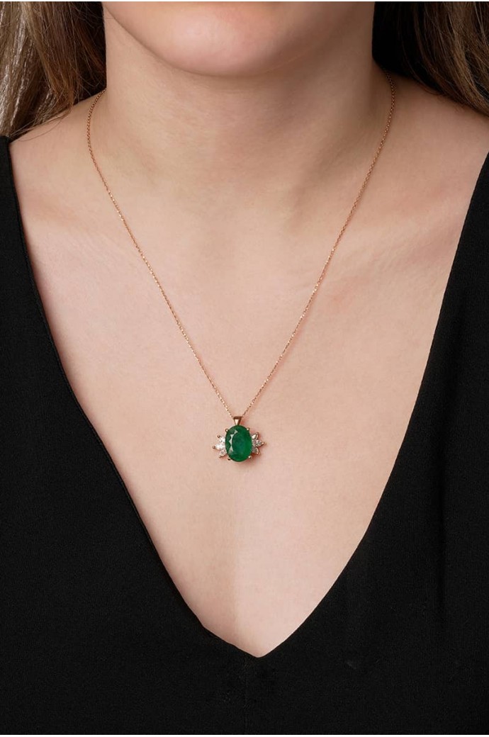 Zümrütlü Pırlantalı Kolye 5,50 Karat