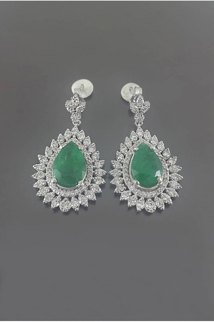 Zümrütlü Pırlantalı Fantazi Küpe  6,12 Karat