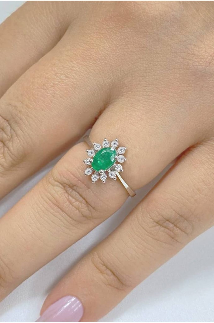 Zümrütlü Pırlantalı Yüzük 0,46 Karat