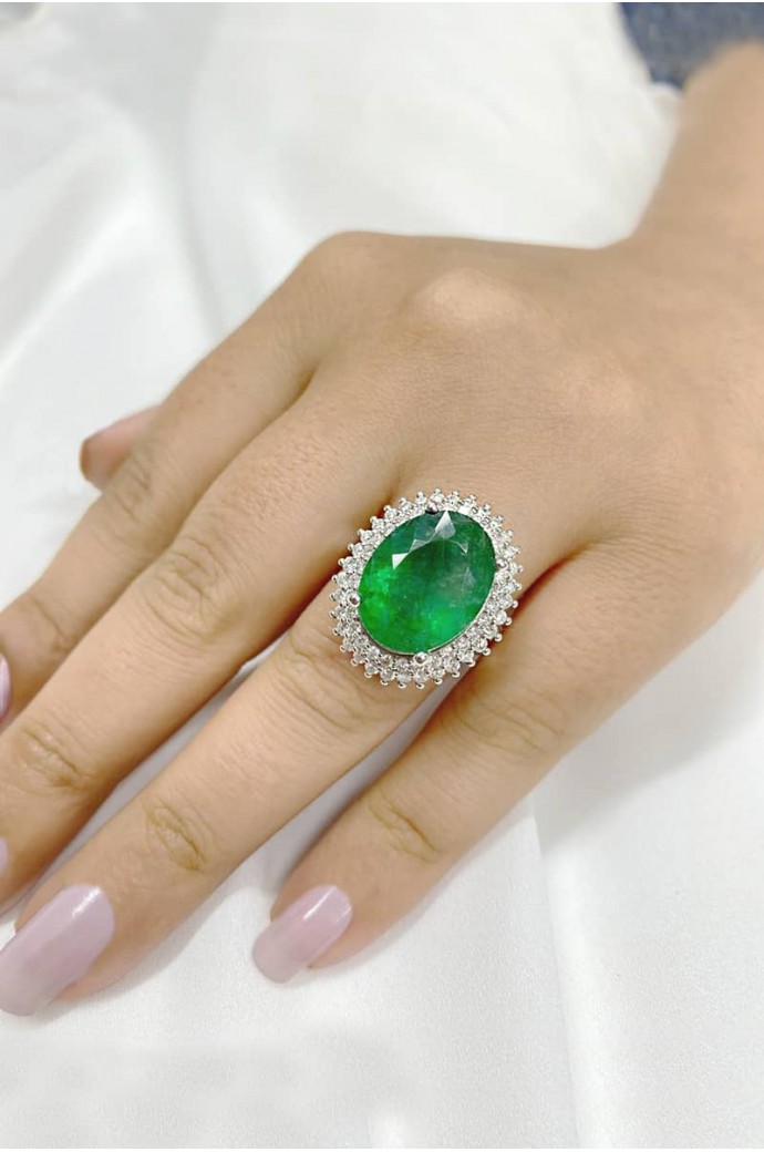 Zümrütlü Pırlantalı Yüzük 8,71 Karat