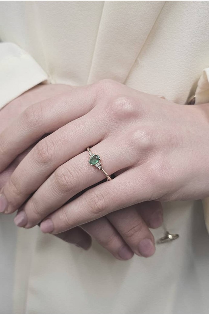 Zümrütlü Pırlantalı Yüzük 0,45 Karat