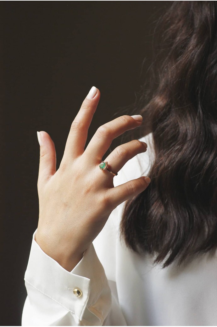 Zümrütlü Damla Yüzük 0,63 Karat