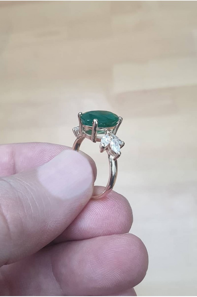 Zümrütlü Pırlantalı Yüzük 4,50 Karat