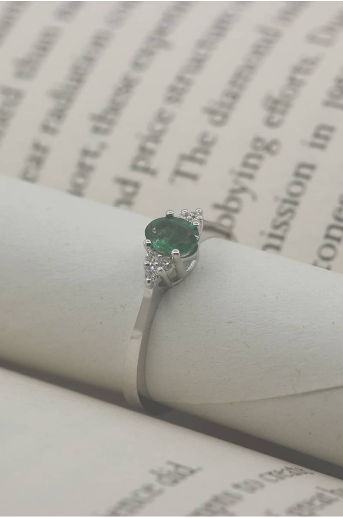 Zümrütlü Pırlantalı Yüzük 0,30 Karat